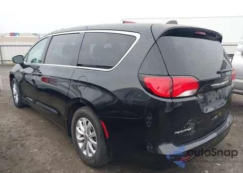 2017 Chrysler Pacifica Touring из США, поврежденный, VIN 2C4RC1DG5HR663903
